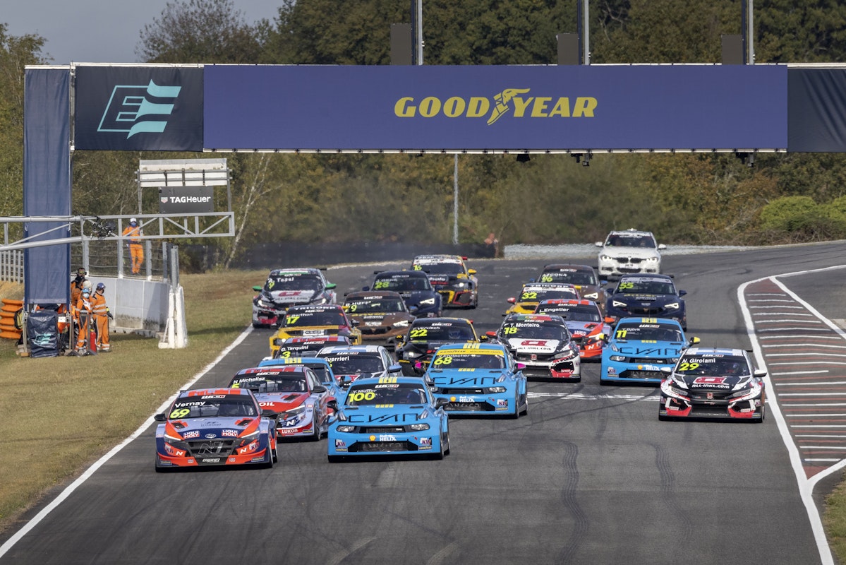 Triple podiums for Lynk & Co Cyan Racing in eventful French WTCR ...